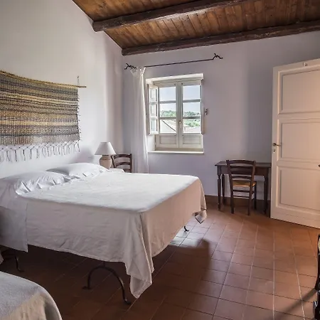 Masseria Degli Ulivi - Noto ホテル 4*