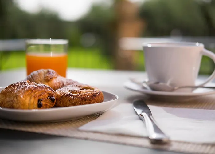 Masseria Degli Ulivi - Noto Hotel