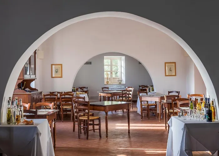Masseria Degli Ulivi - Noto Hotel 4*